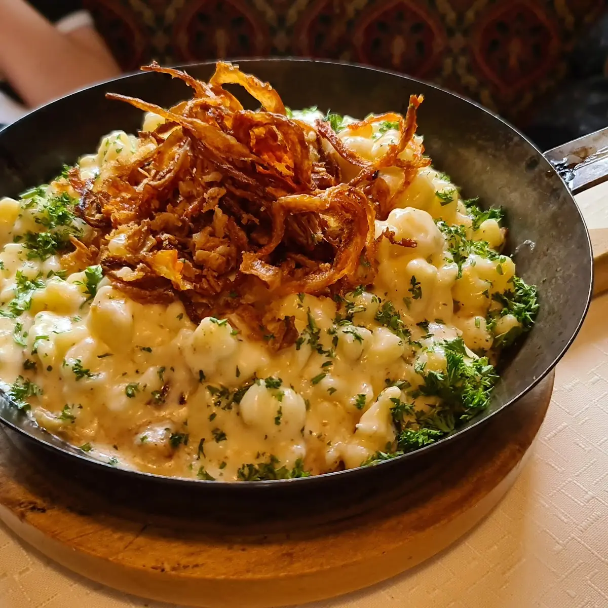 Käsespätzle Mit Röstzwiebeln