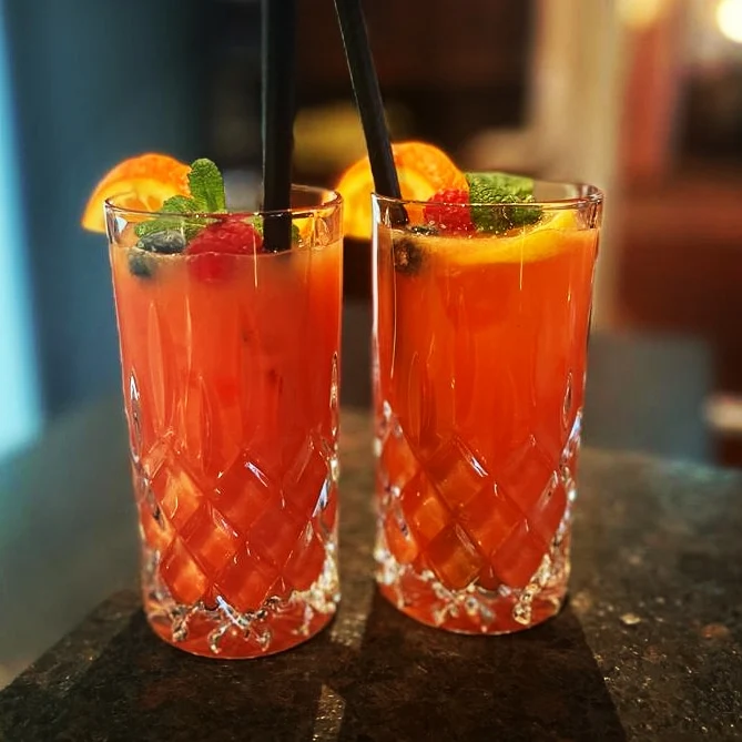 Spring Swing - Blutorange Meets Lungauer Gentle Giant Gin