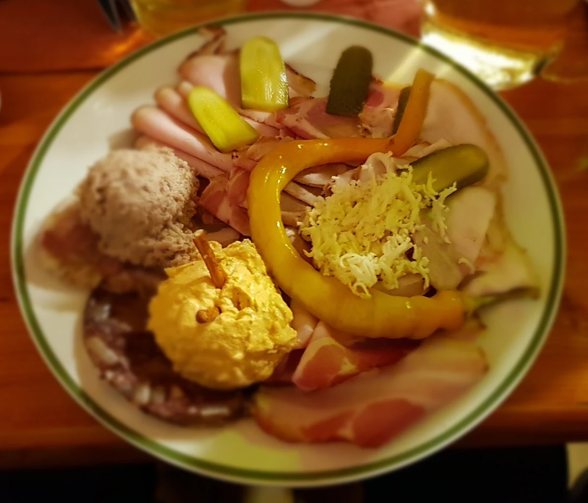 Hausplatte