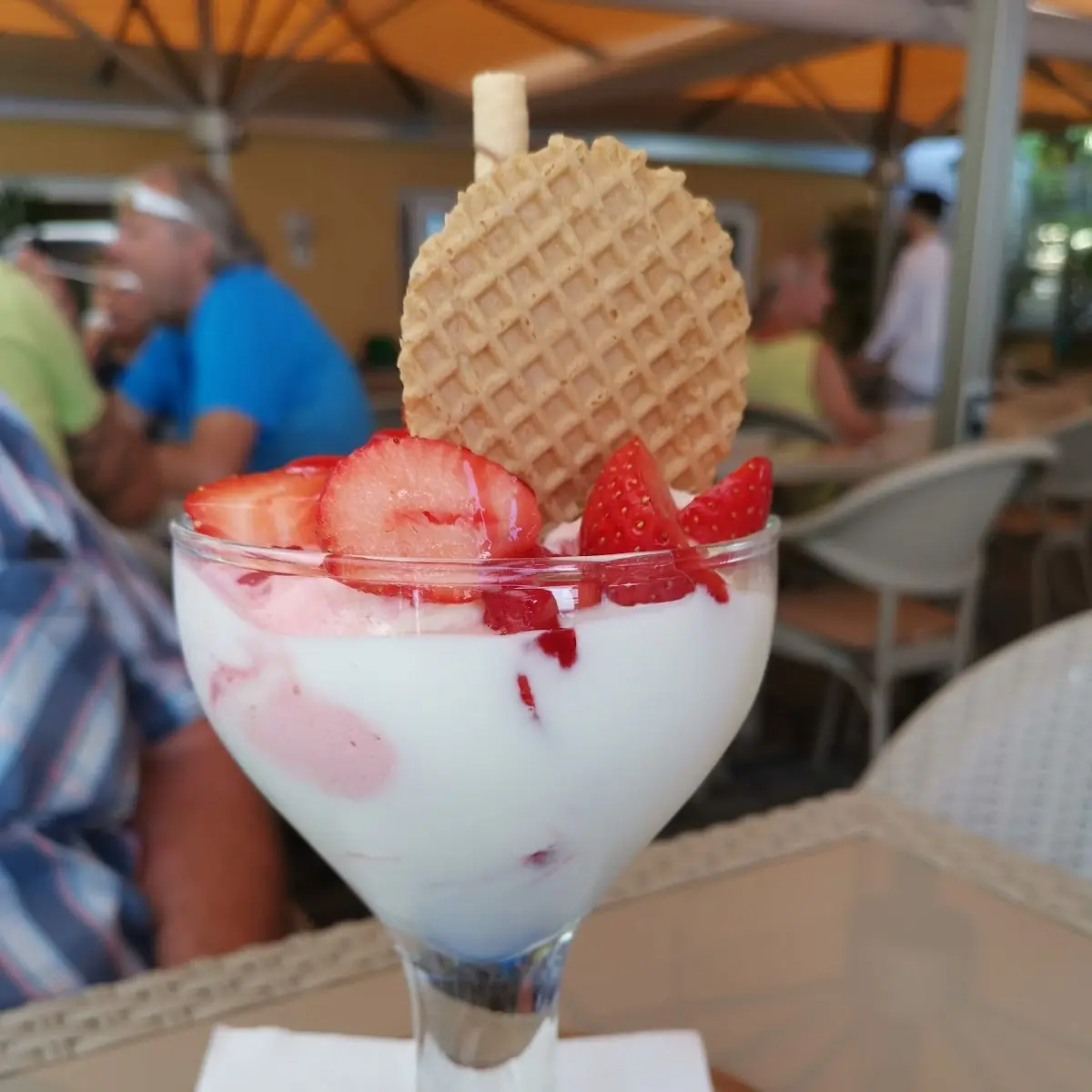 Erdbeer Joghurt Eisbecher