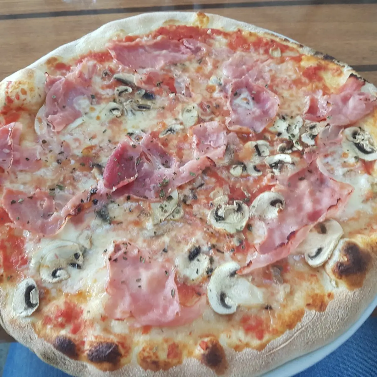 Pizza Funghi Prosciutto