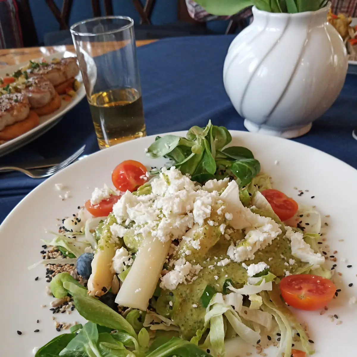Spargel Trifft Heidelbeeren