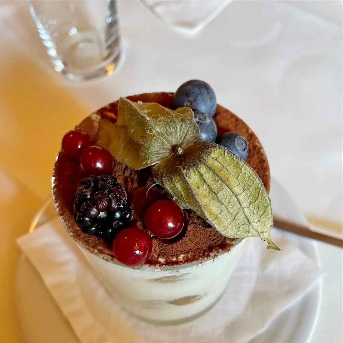 Crème Brûlée Mit Hausgemachtem Sorbet