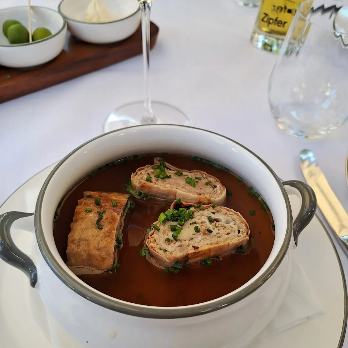Fleischstrudelsuppe