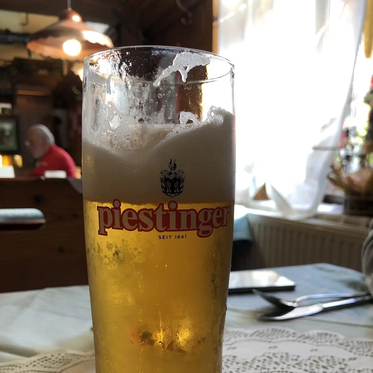 Gutes Bier Gehört Zum Hervorragenden Essen