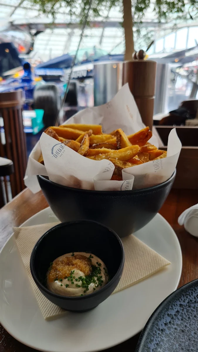 Pommes Mit Trüffel Mayonnaise