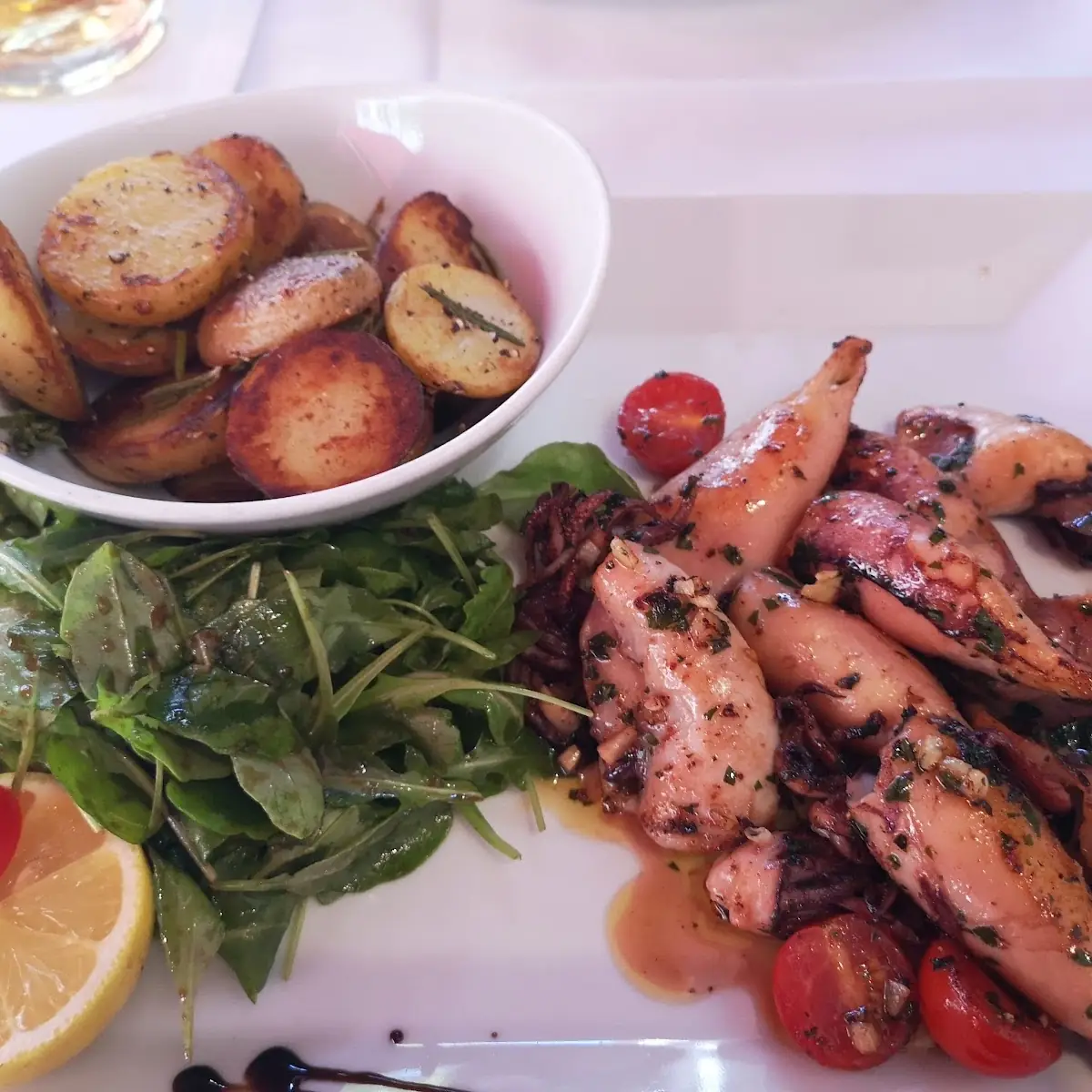 Gegrillte Tintenfisch Mit Rosmarinkartoffeln Extra