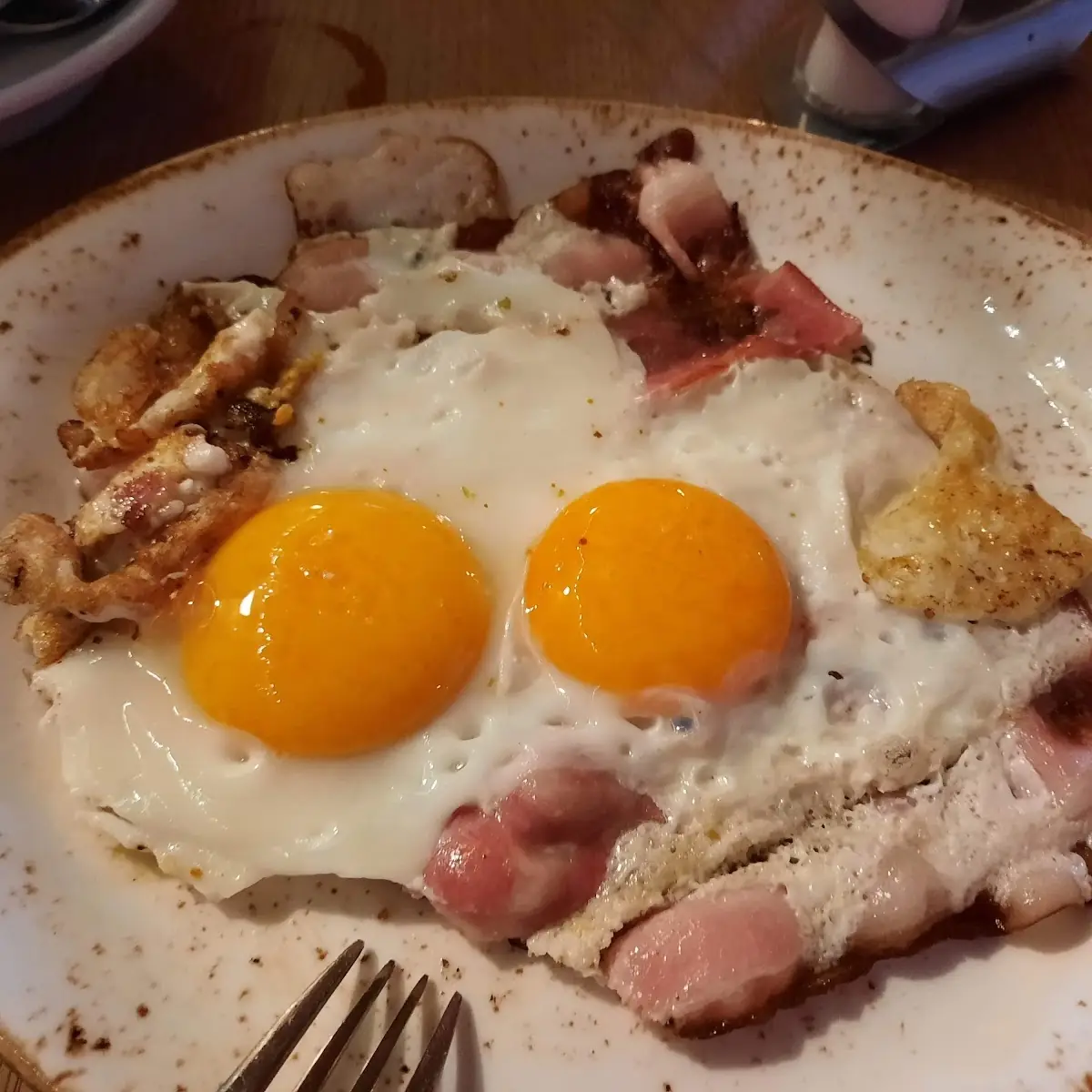 Spiegeleier Mit Speck