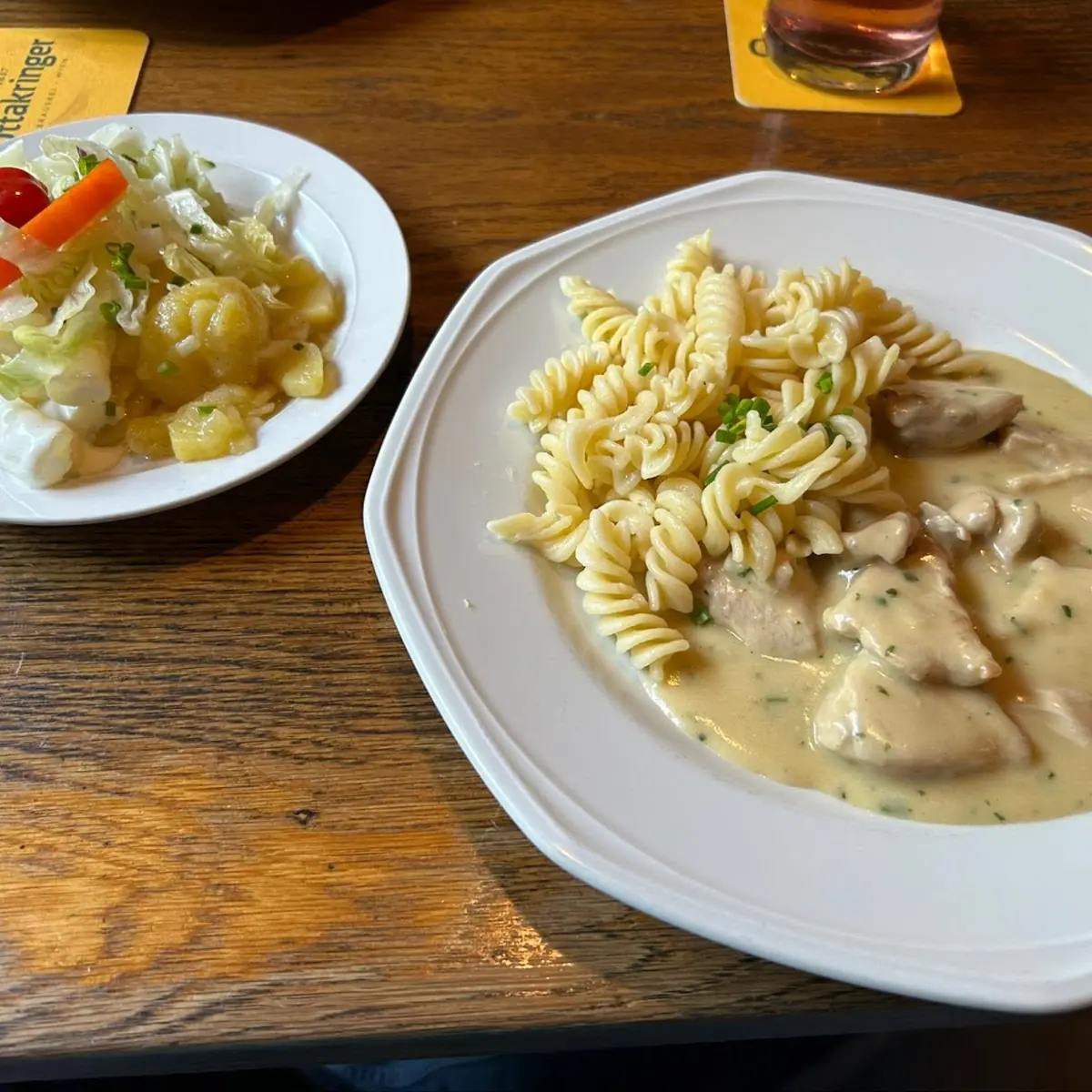 Nudeln Und Salat