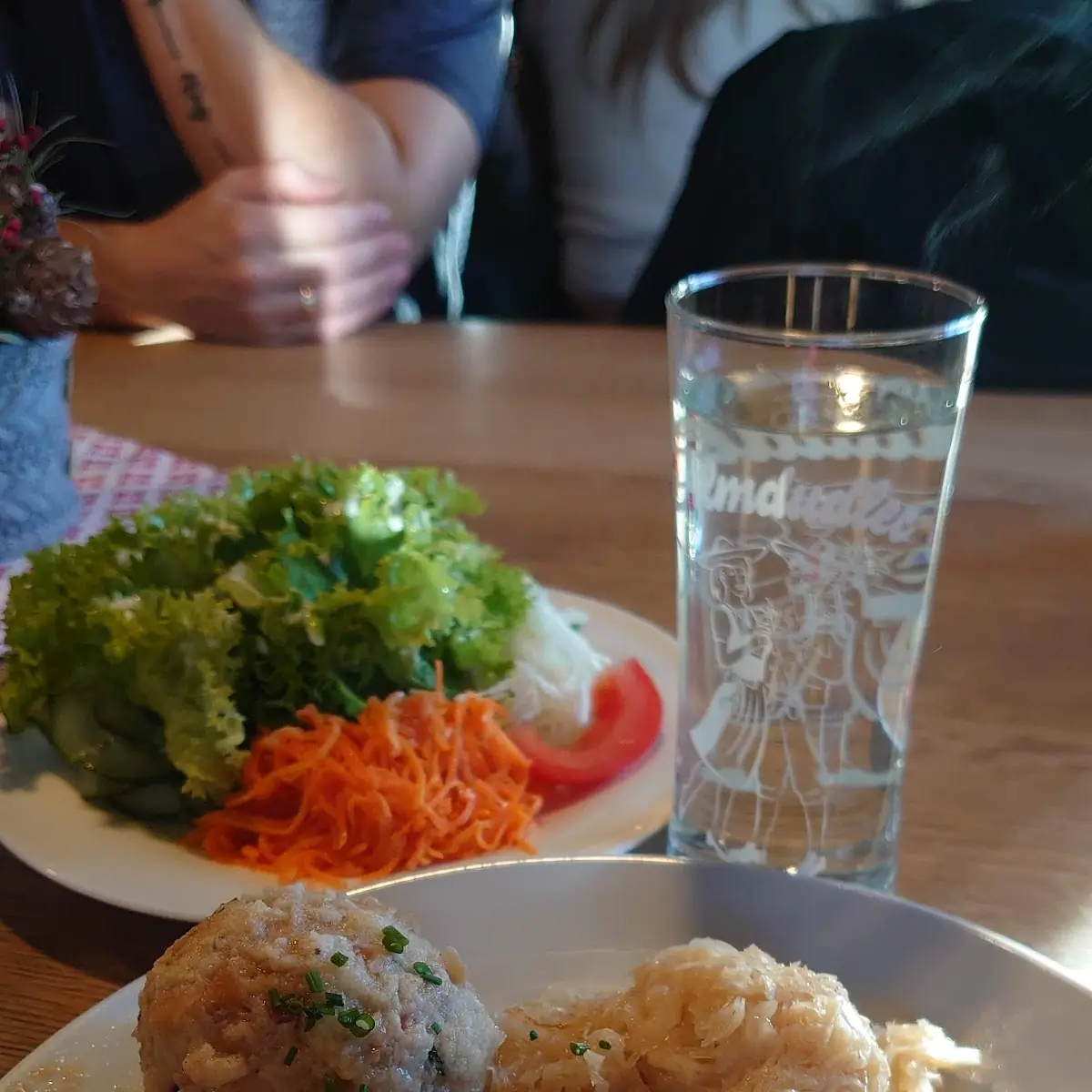 Semmelknödel Mit Sauerkraut