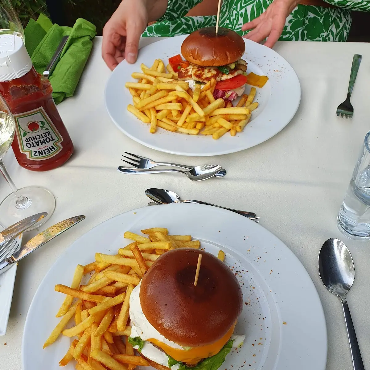 Veggieburger Cheeseburger
