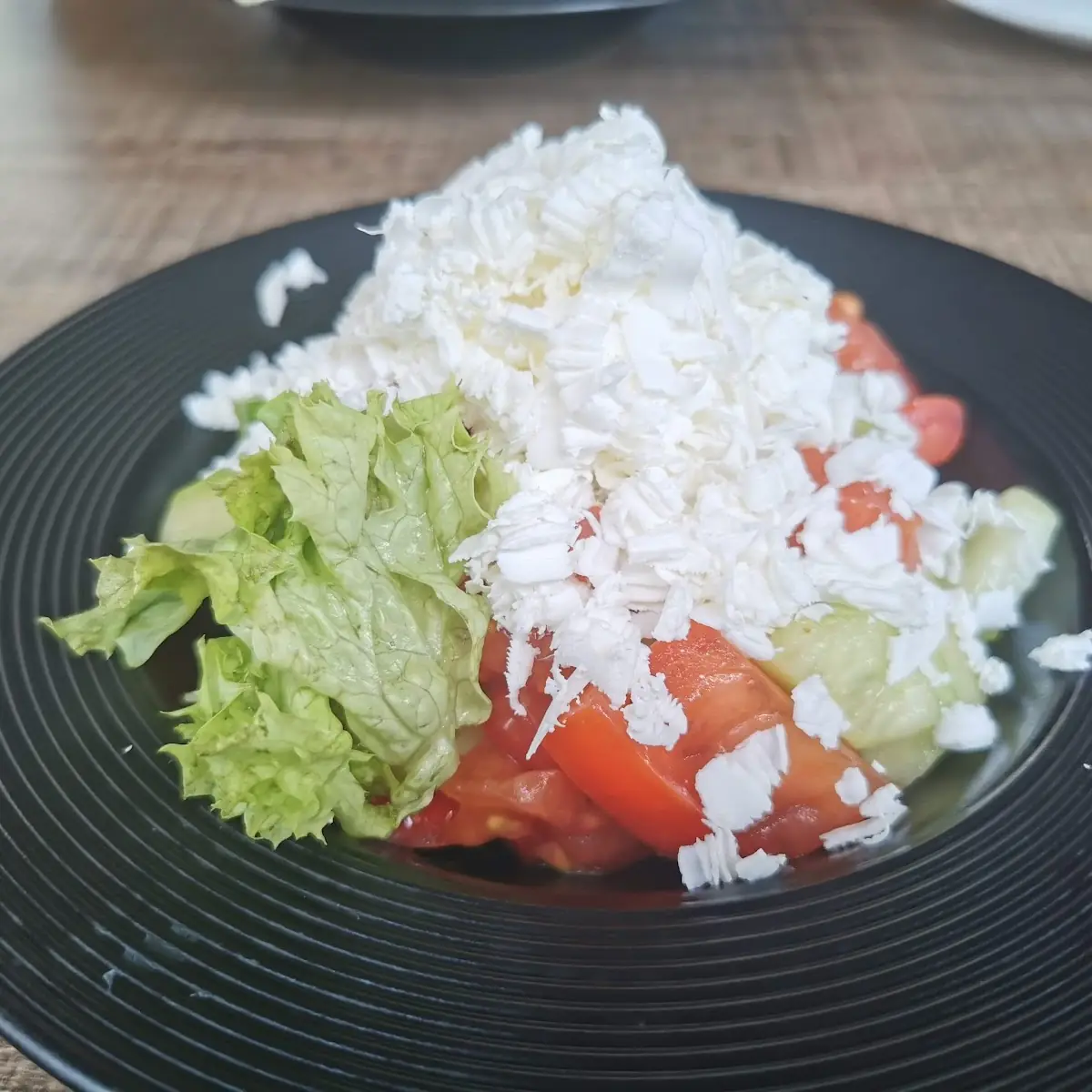 Sopska Salat