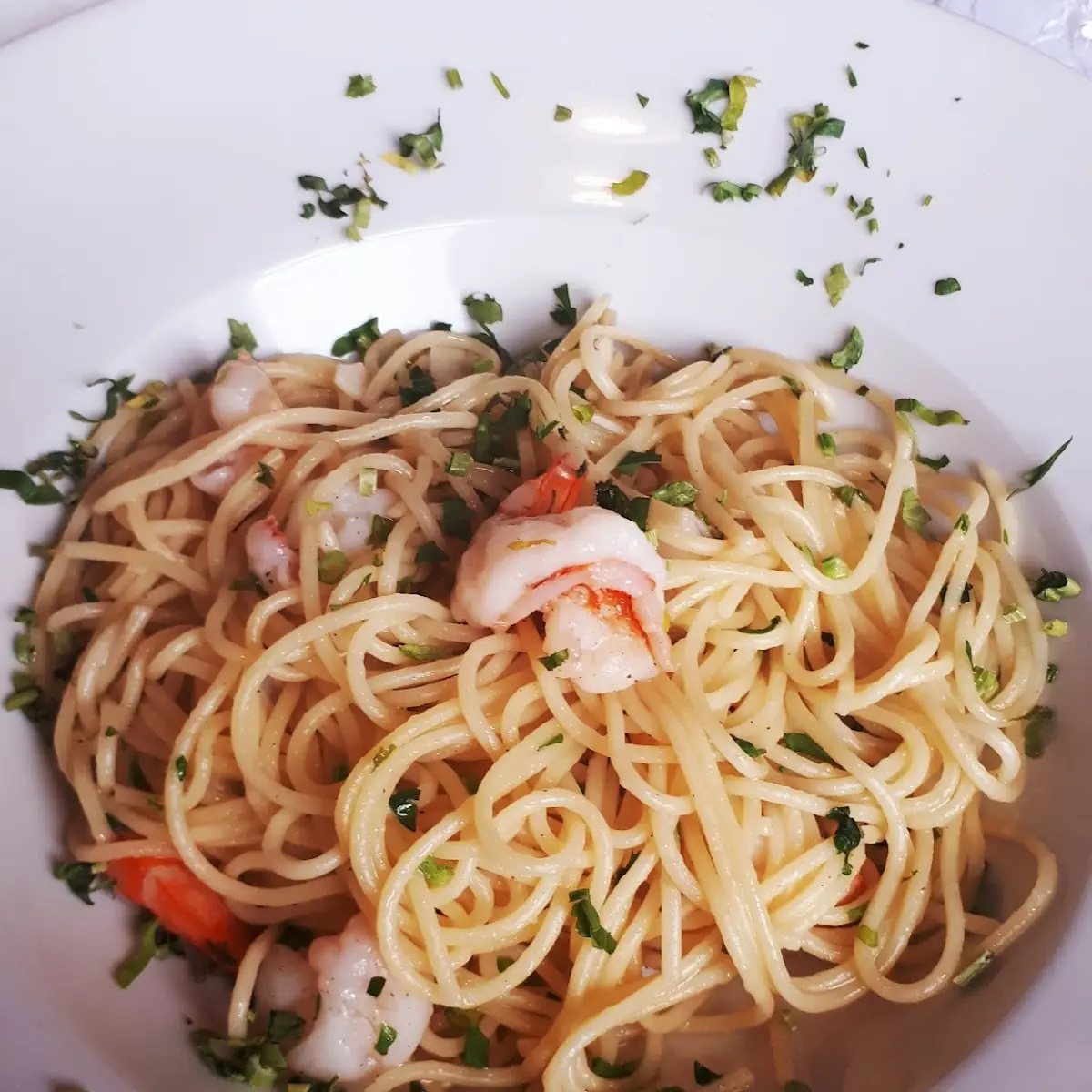 Spagetti Mit Garnelen Und Knoblauch