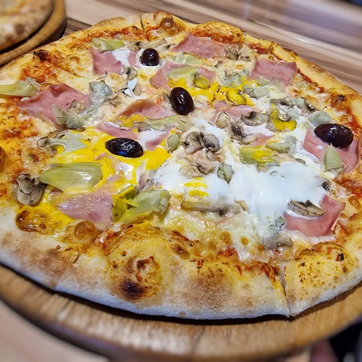 Pizza Rusticana