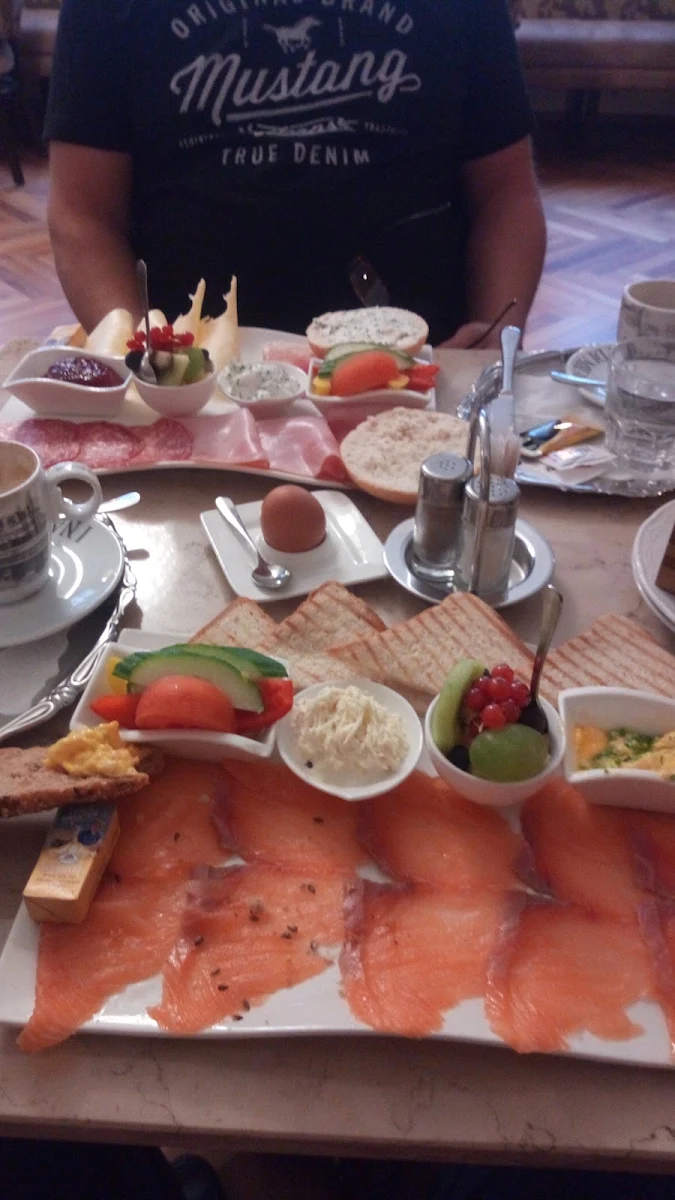 Lachsfrühstück
