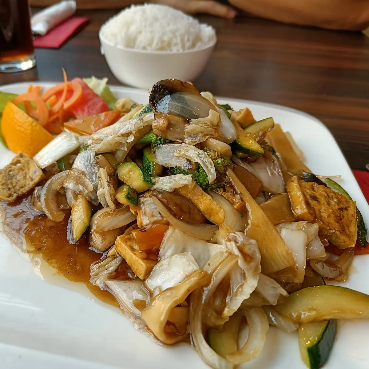 Gebratenes Gemüse Mit Tofu