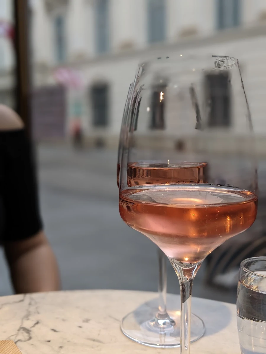 Sparkling Rose Wine by the Glass