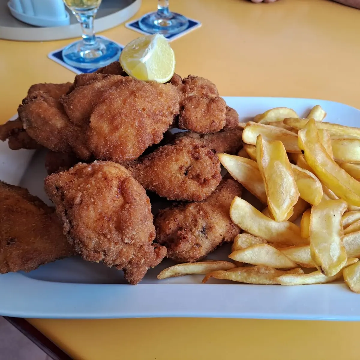 Backhendl Mit Pommes