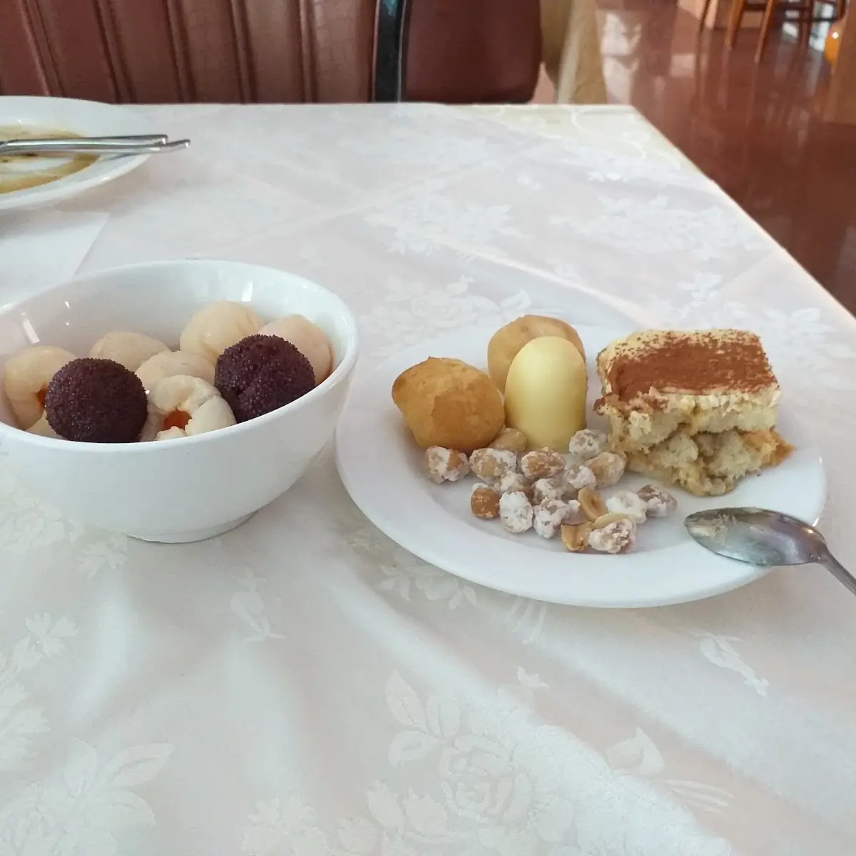 Nachspeisenteller Vom Buffet