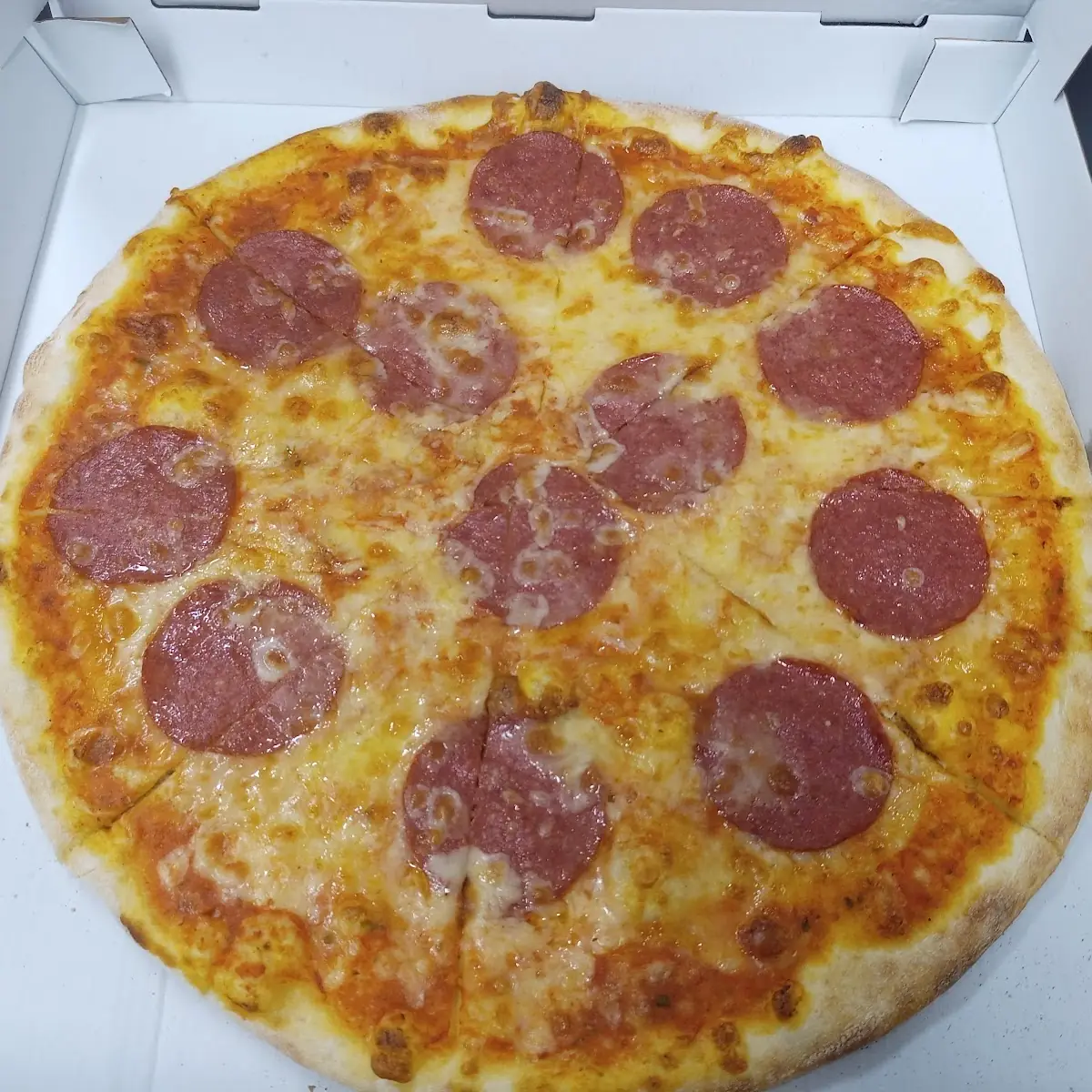 Pizza Hawai Mit Gorgonzola