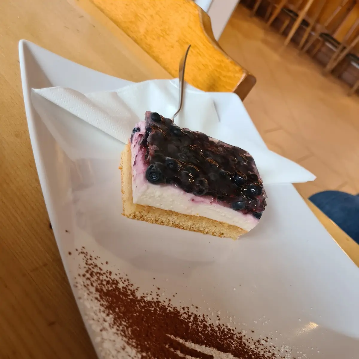 Heidelbeerschnitte