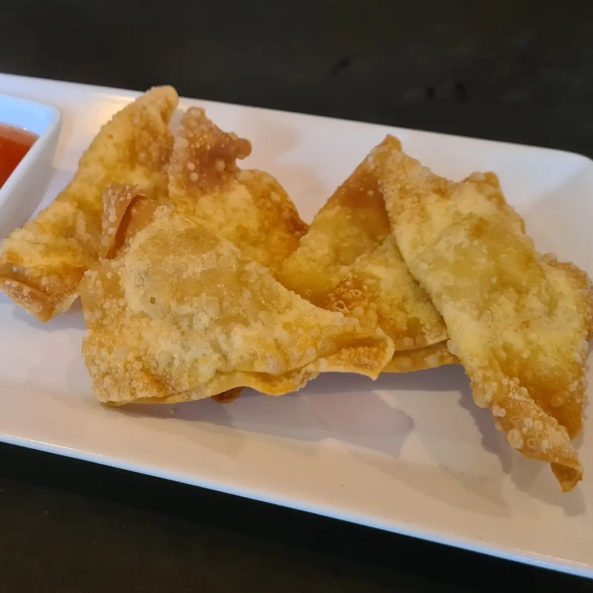 Frittierte Teigtaschen