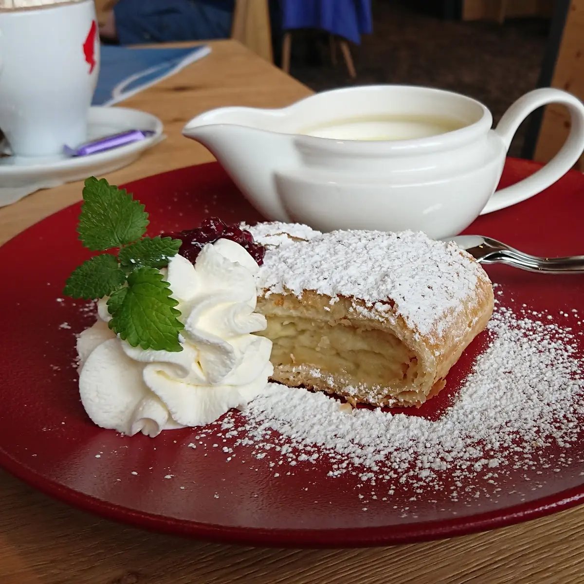Apfelstrudel