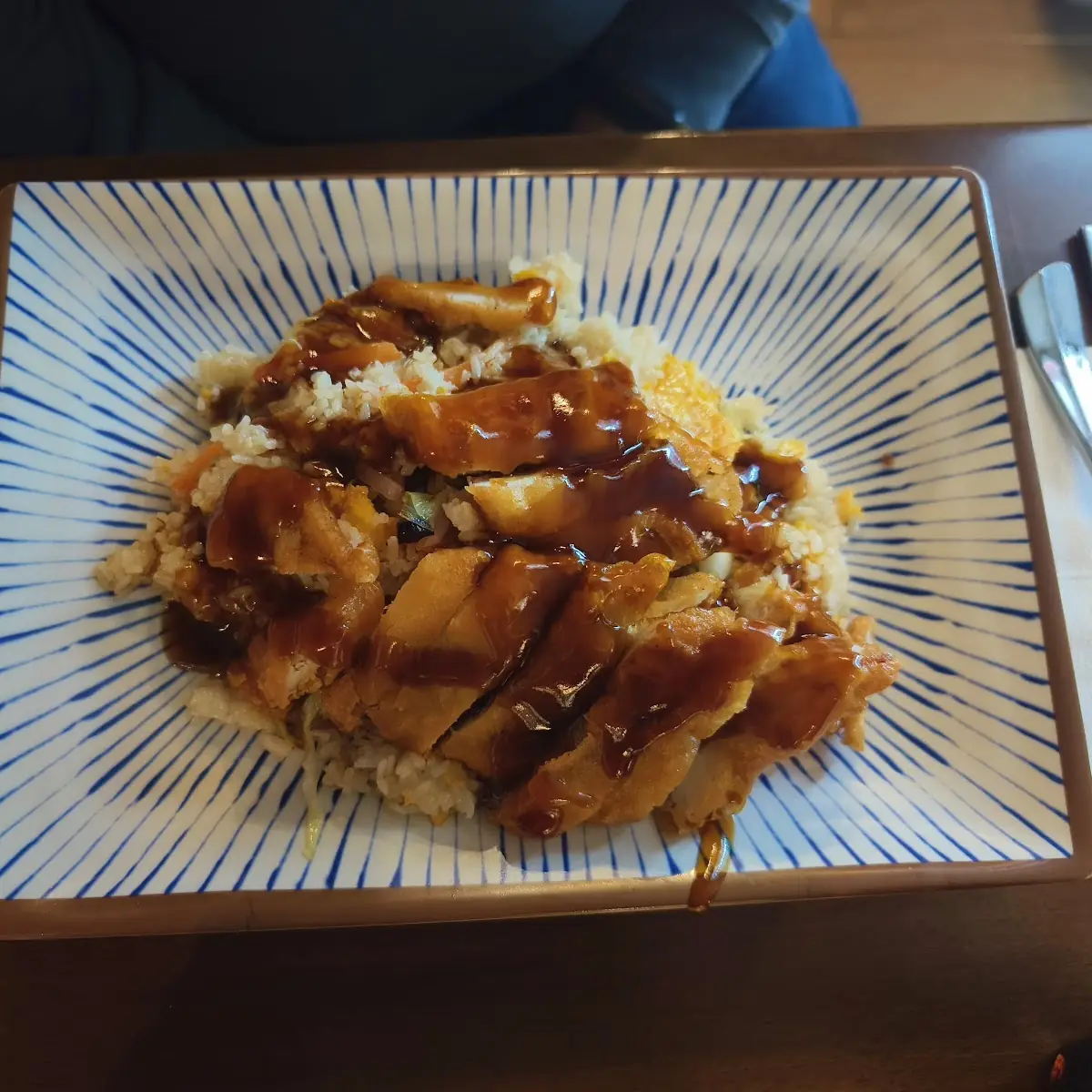 Knuspriges Huhn Mit Eierreis