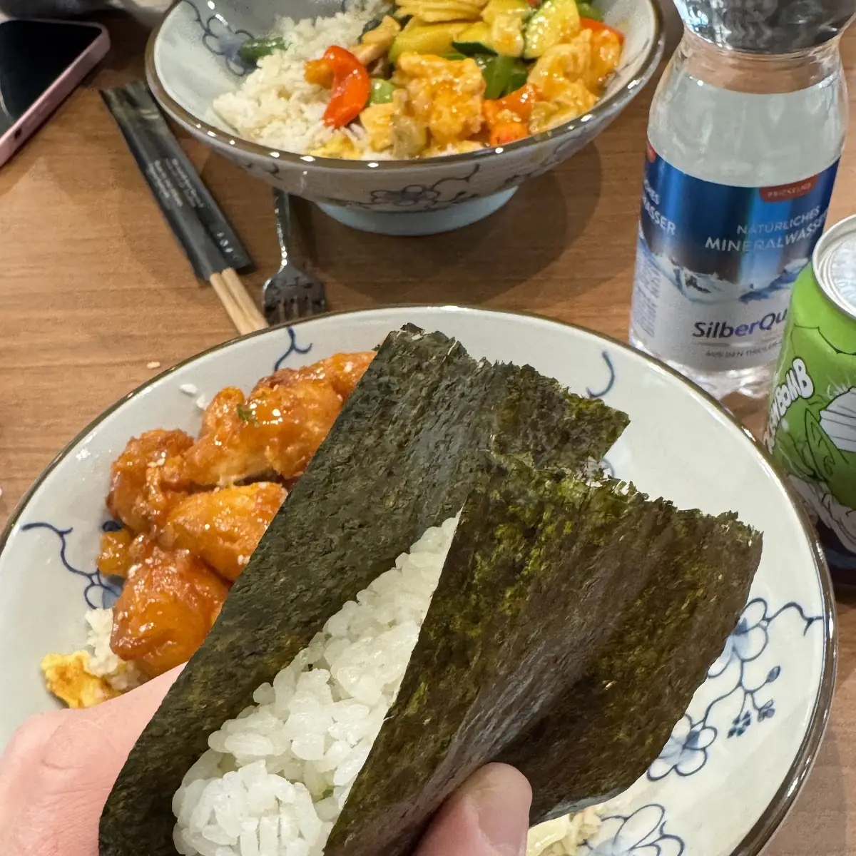 Lachs Onigiri