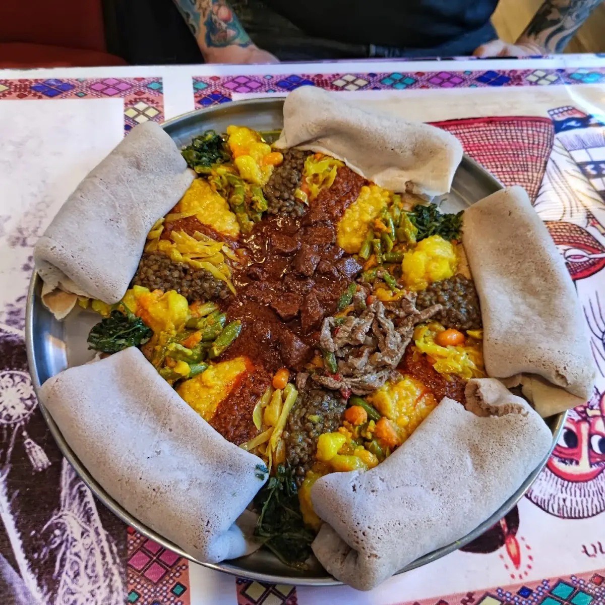 Lalibela Platte Für 2 Personen