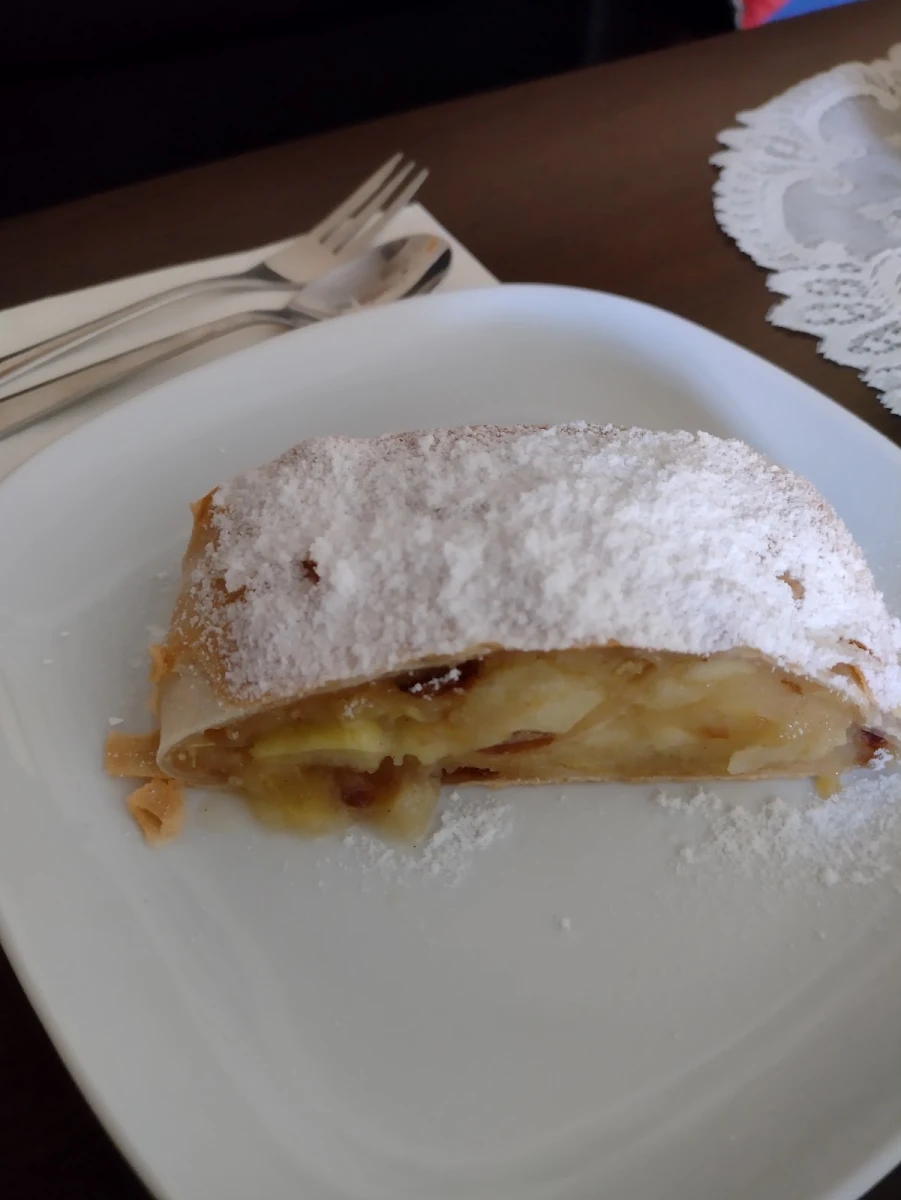 Apfelstrudel