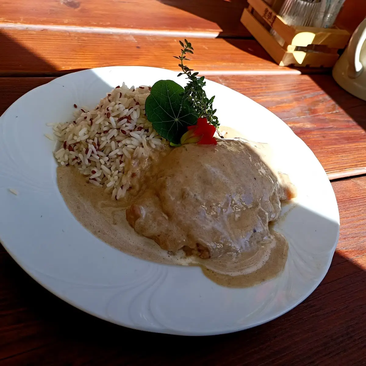 Salzburgerschnitzel Mit Leinsamenreis