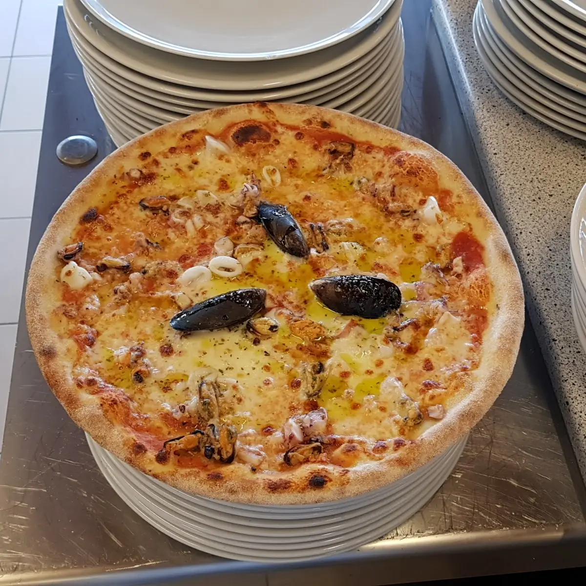 Pizza Margarita Pizza Siciliana