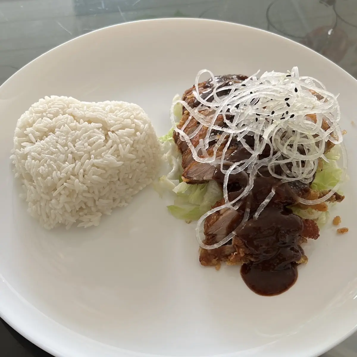 Ente Mit Spezialler Peking Sauce