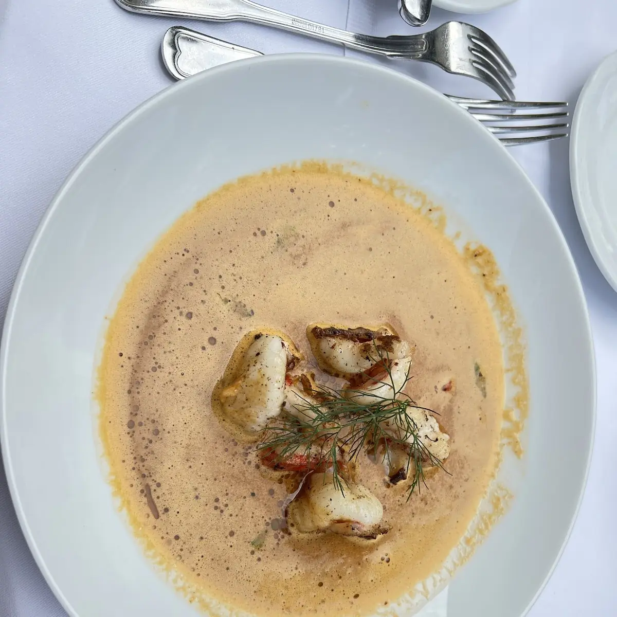 Hummerbisque Mit Garnelen