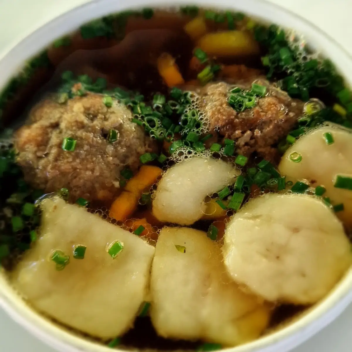 Leberknödelsuppe