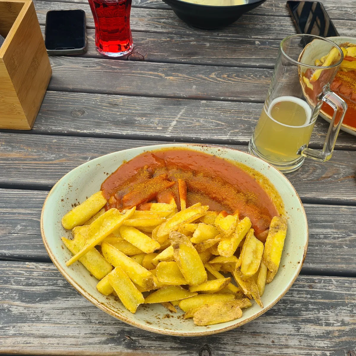 Currywurst Mit Mango-currysauce