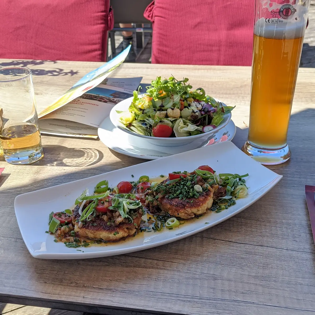 Kaspressknödel Mit Beilagensalat
