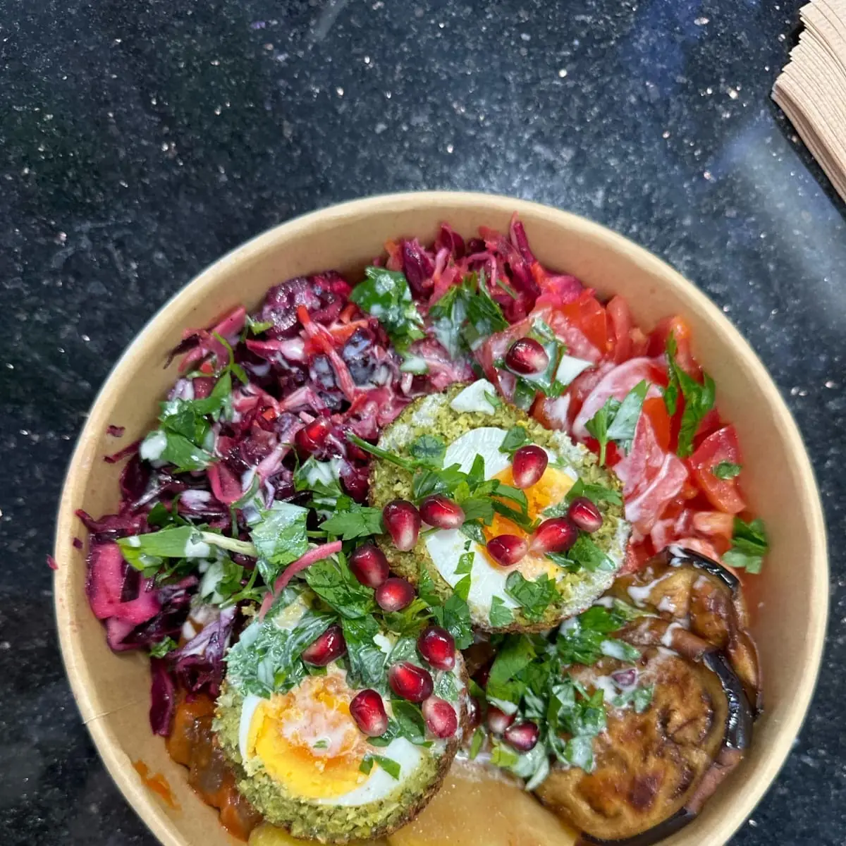 Sabih Bowl Frittierte Melanzani & Hartes Ei
