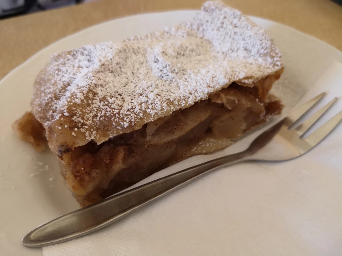 Apfelstrudel