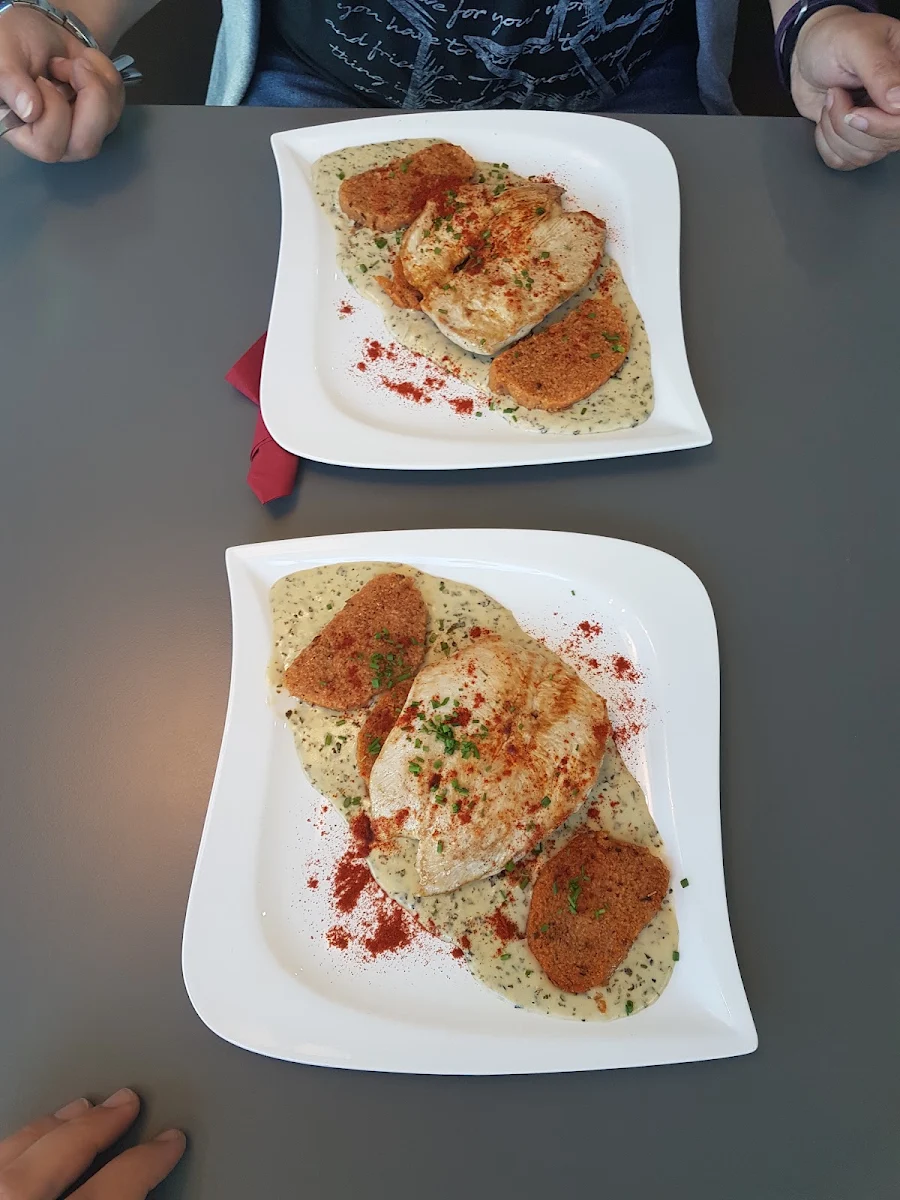 Gegrilltes Hähnchenbrustfilet