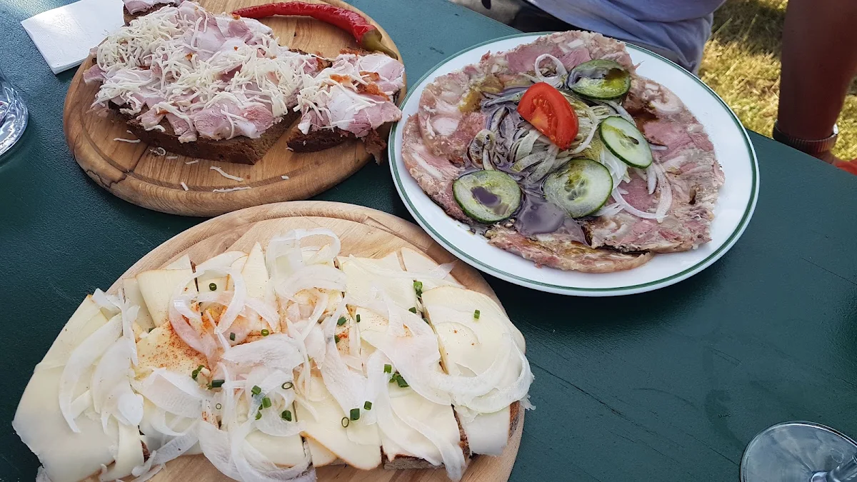 Kümmelbratenbrot Käsebrot Presswurst