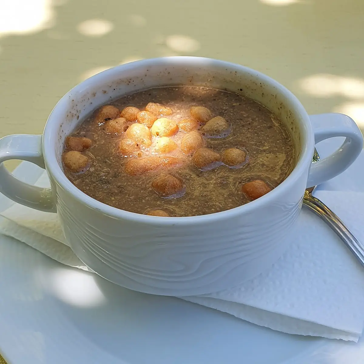 Fischbeuschelsuppe, Gasthaus Binder Orth an der Donau