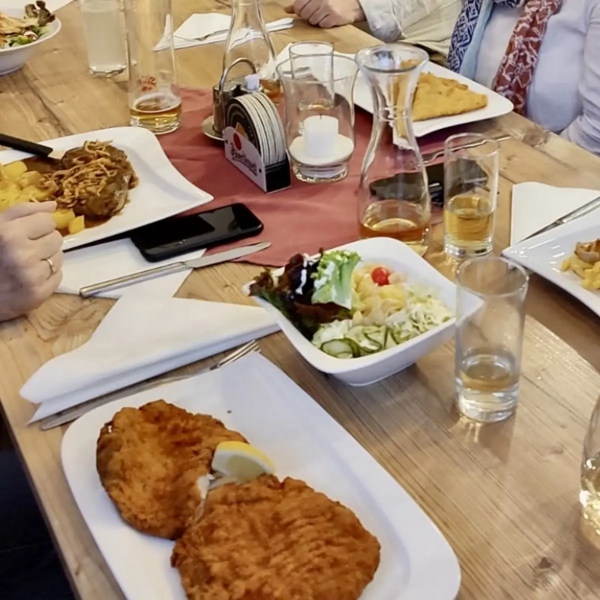 Schnitzel Zwiebelrostbraten Hendlnsalat Käse Gebacken Kotelett Von Gril