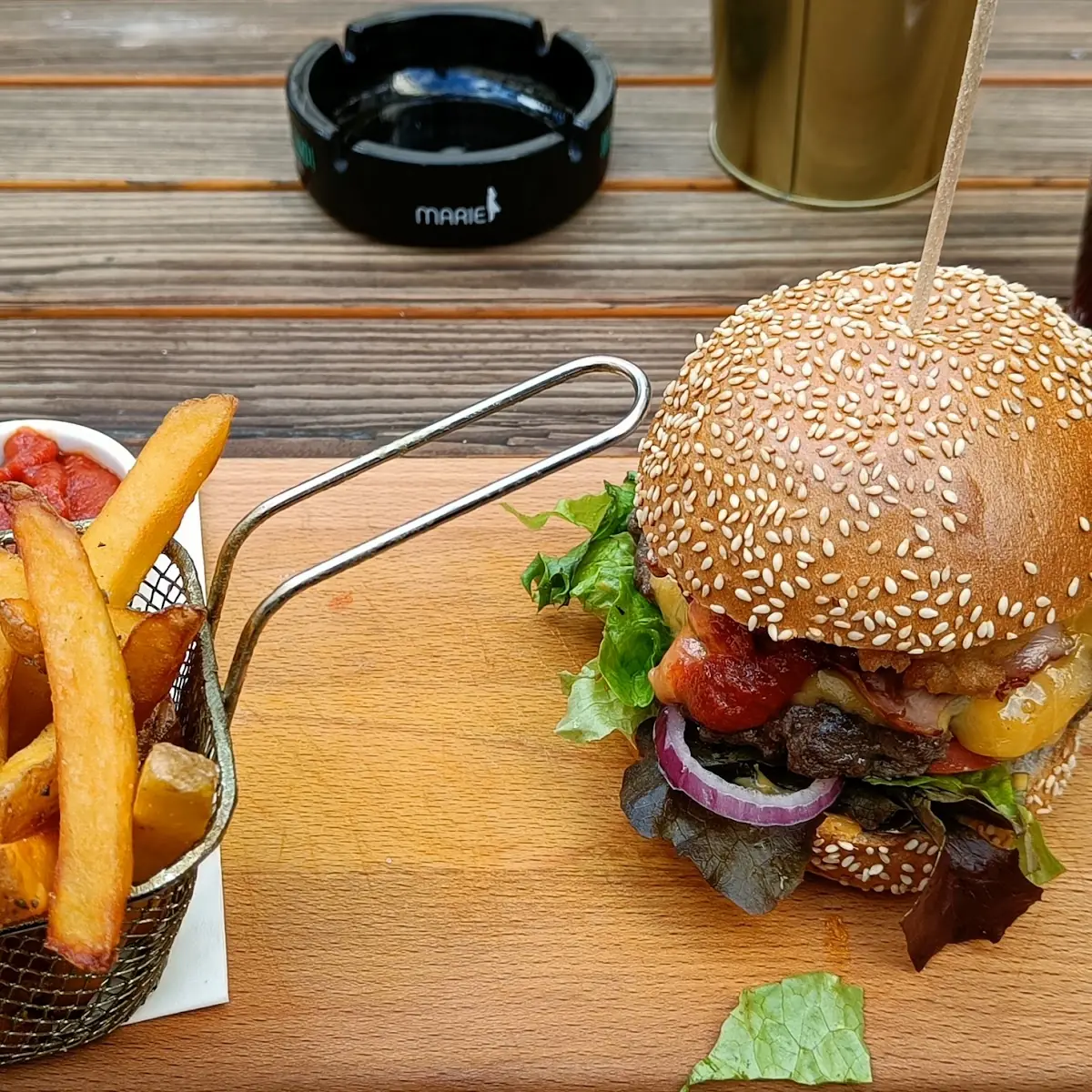 Blue Box Burger