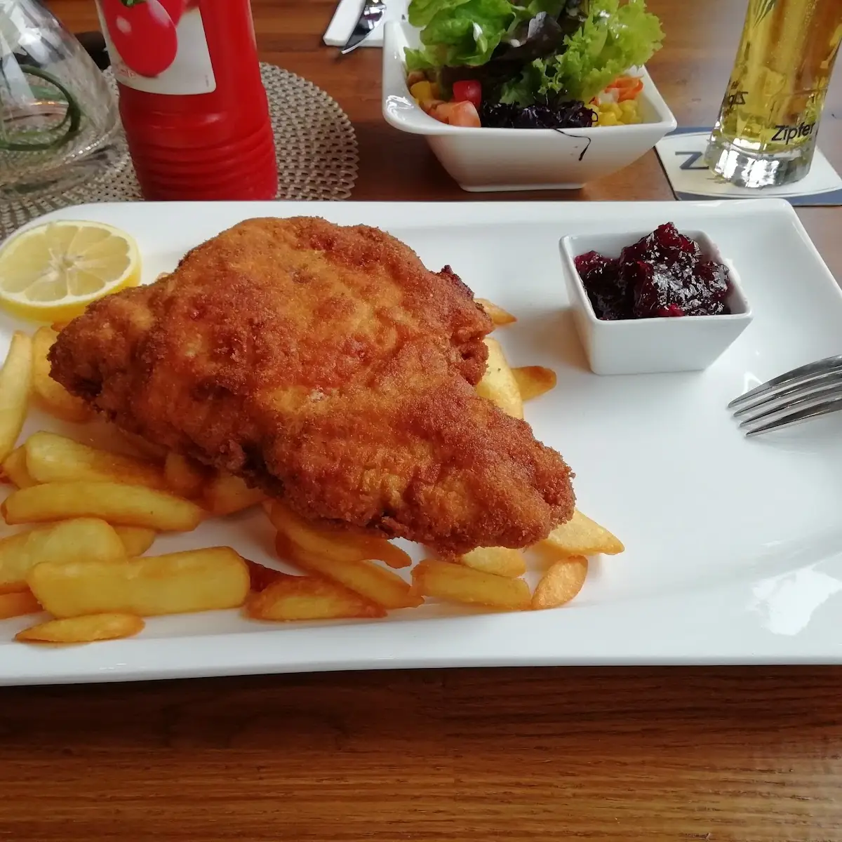 Wiener Schnitzel With Fries