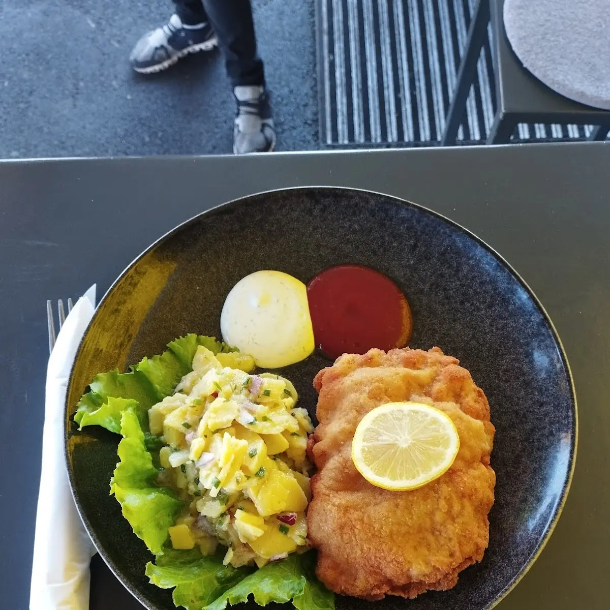 Cordon Bleu Mit Kartoffelsalat