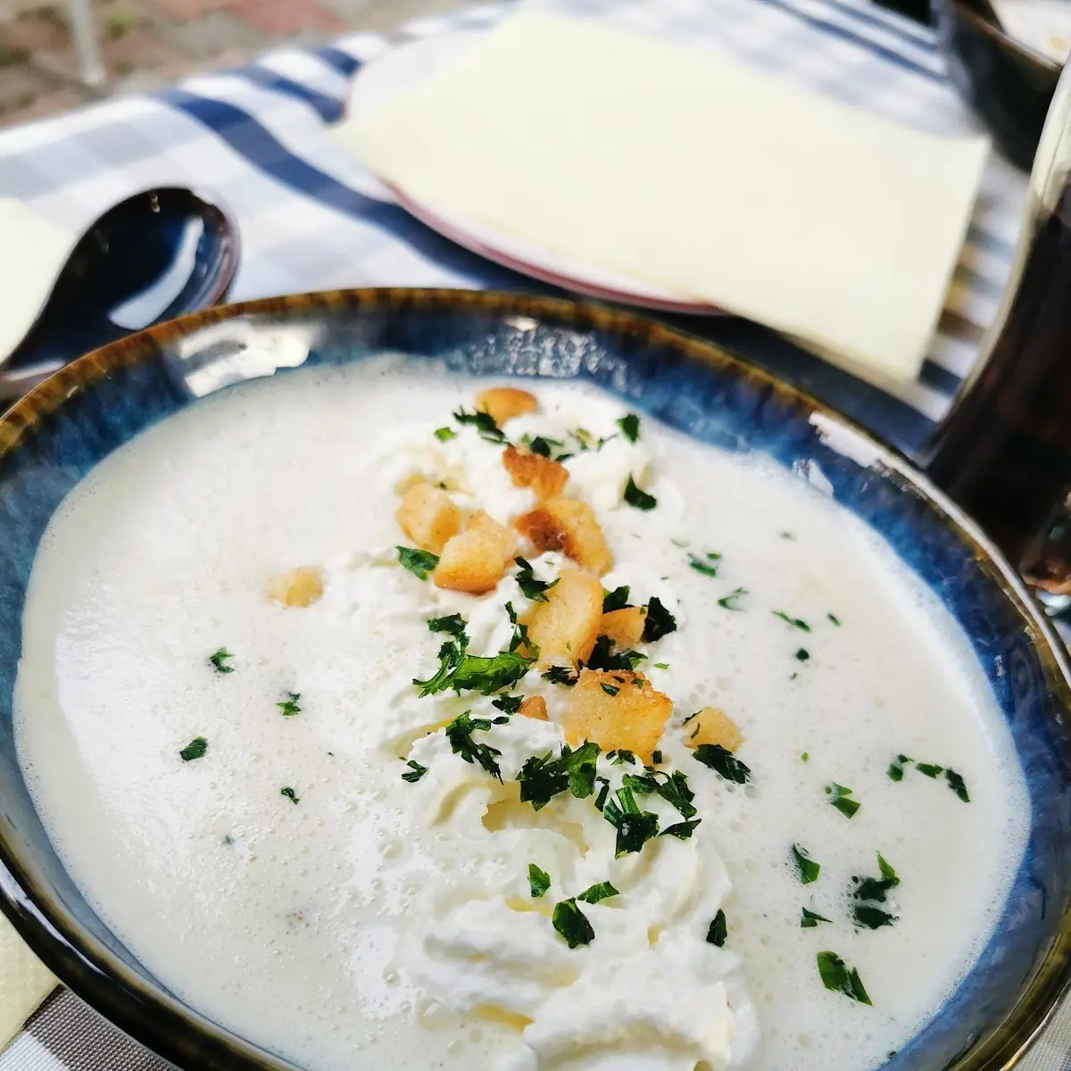 Knoblauch Schaum Süppchen