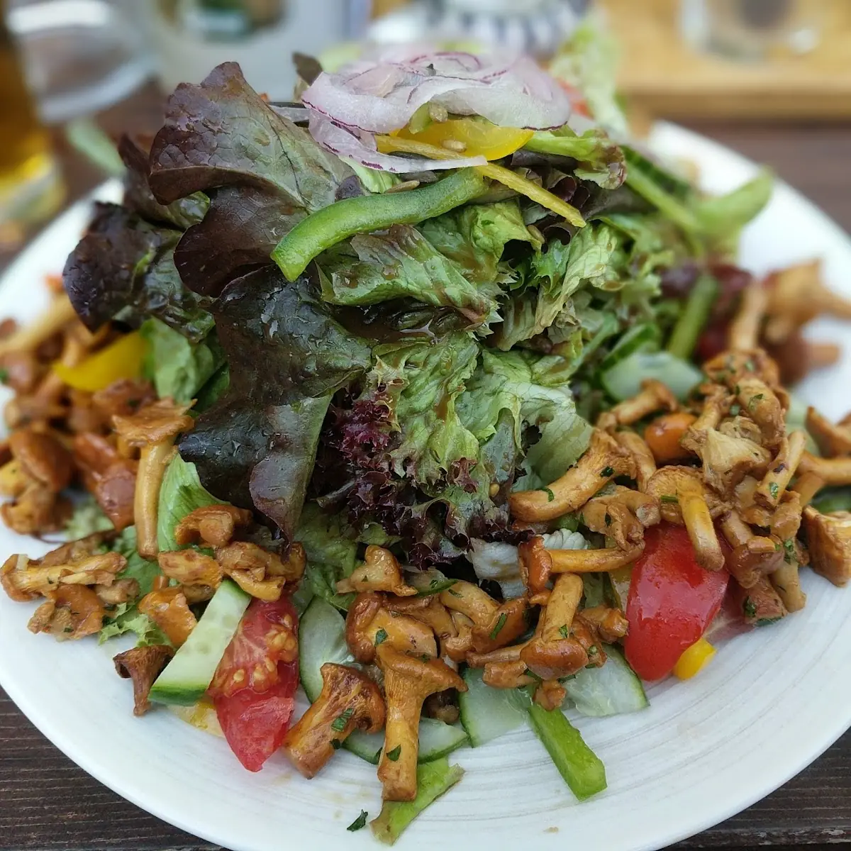 Gemischter Salat Mit Eierschwammerl