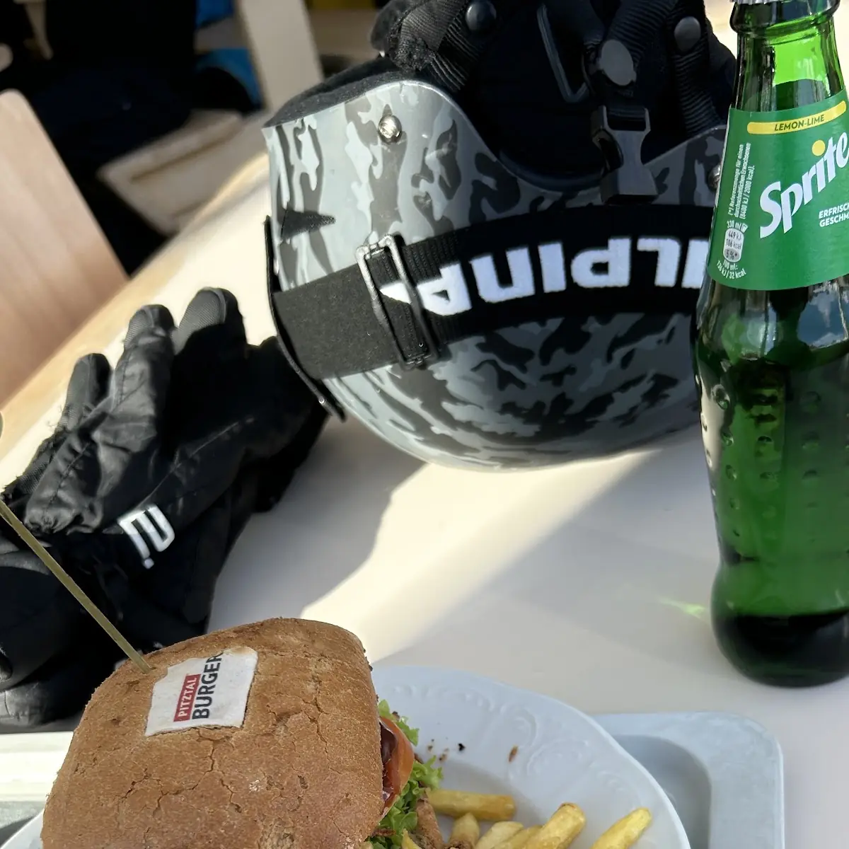 Bürger Mit Pommes
